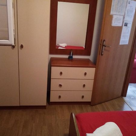 Apartments Vitkovic Cres Bagian luar foto