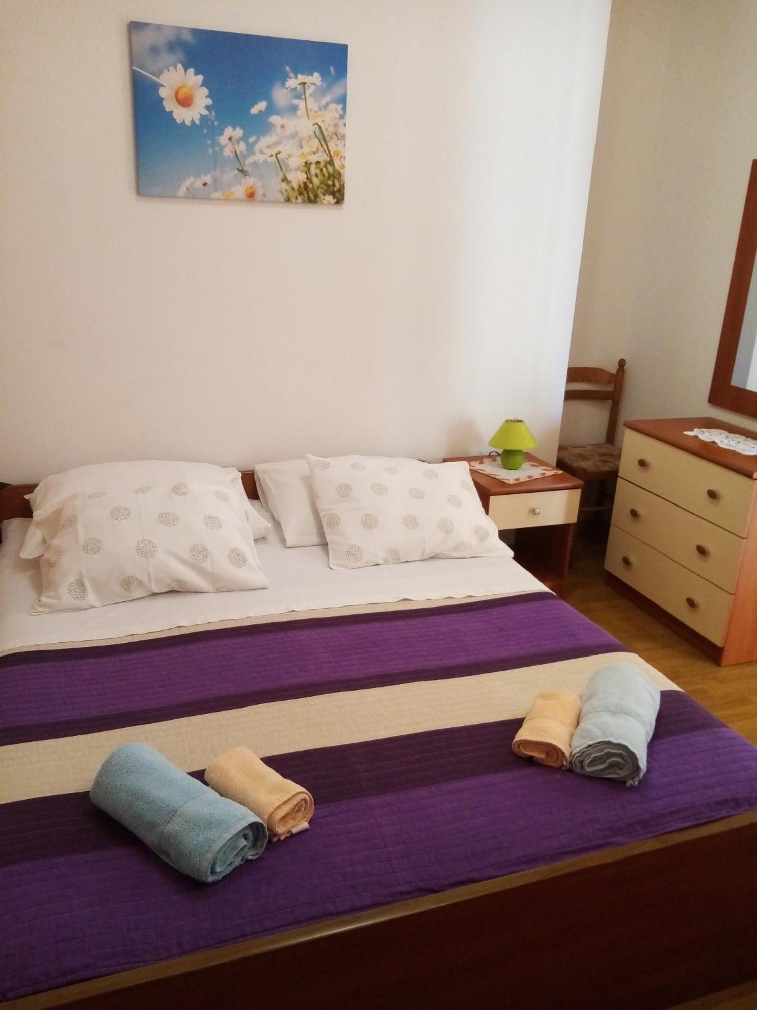 Apartments Vitkovic Cres Bagian luar foto